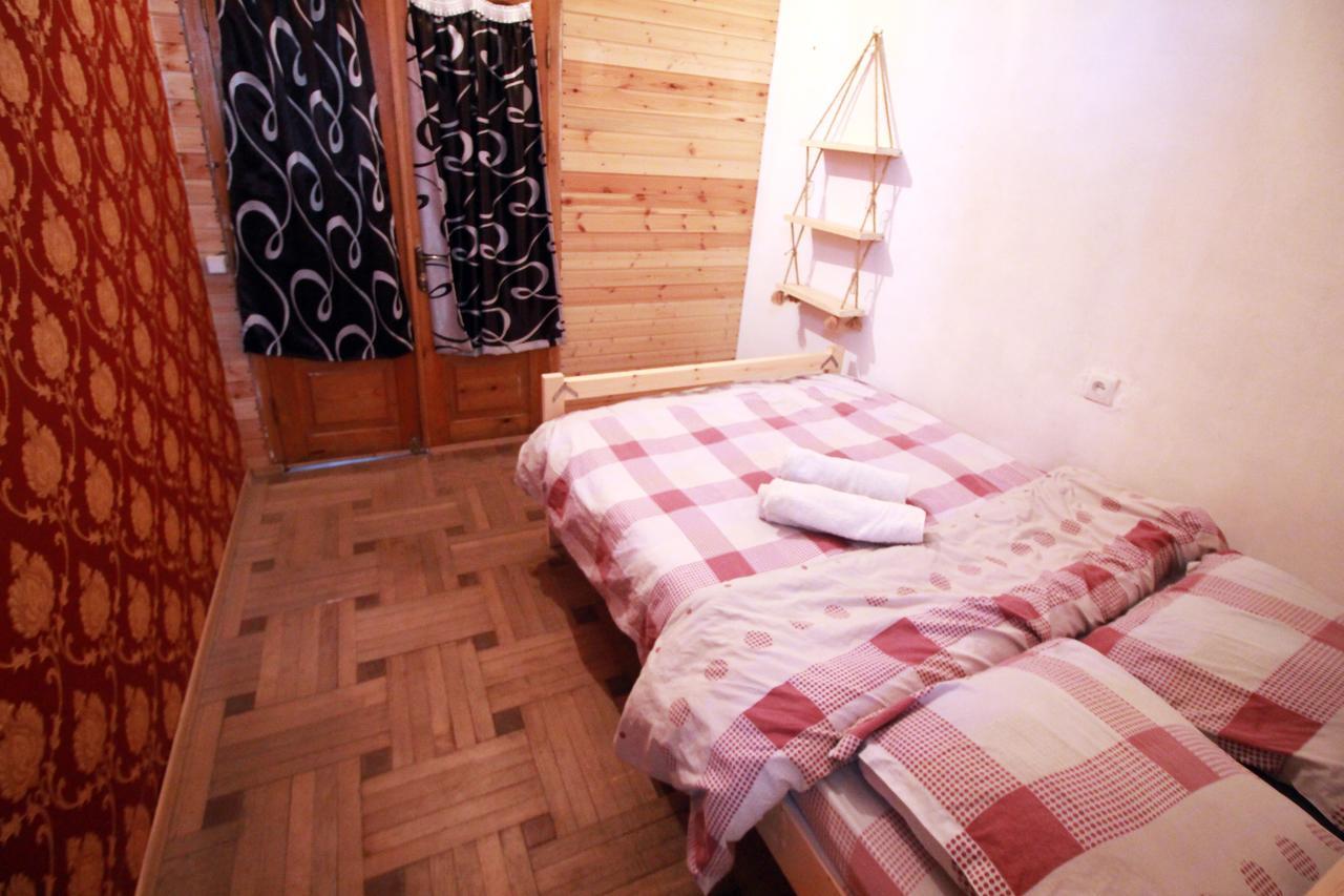 Sheni Hostel Tbilisi Exterior photo
