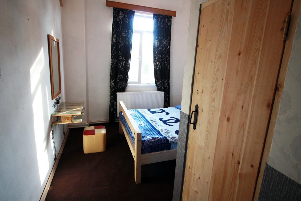 Sheni Hostel Tbilisi Exterior photo